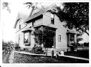Leask Home in Mason City